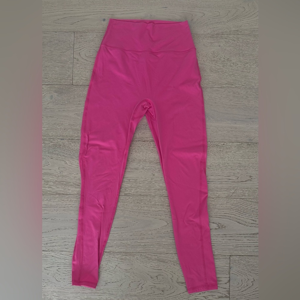 BuffBunny Legacy Leggings Pink. Size medium - Picture 4 of 7